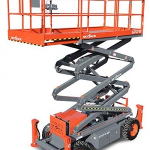 SkyJack SJ7135 RT 32' Rough Terrain Scissor Lift
